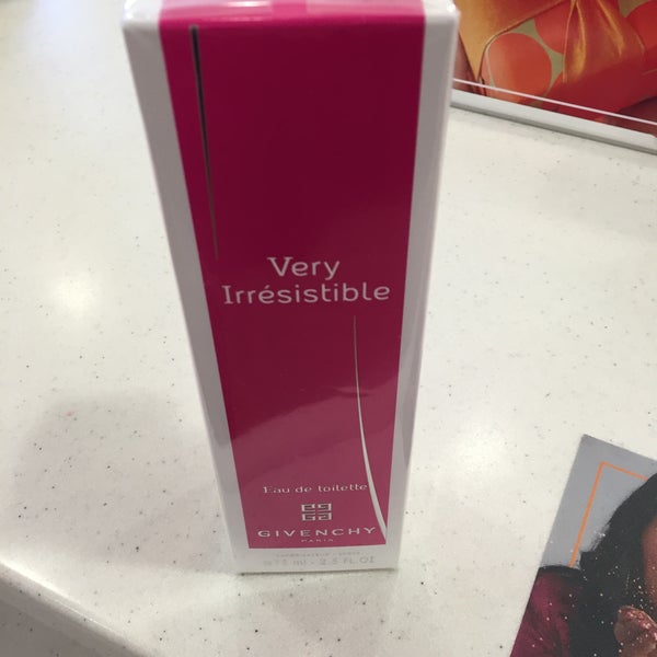 Ulta Beauty Cosmetics Store in Irving