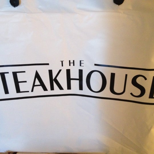 รูปภาพถ่ายที่ The Steakhouse at The San Luis Resort โดย Andrew S. เมื่อ 11/1/2012