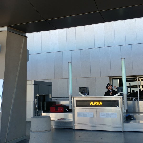Alaska Ticket Counter Airport Ticket Counter