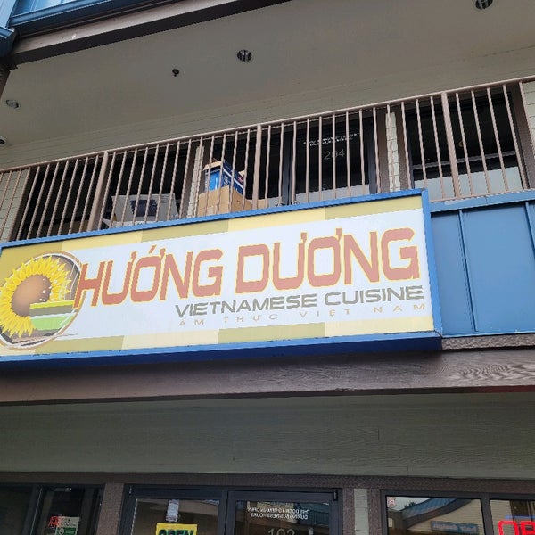 Photo taken at Huong Duong Sunflower by MisterEastlake on 8/31/2021
