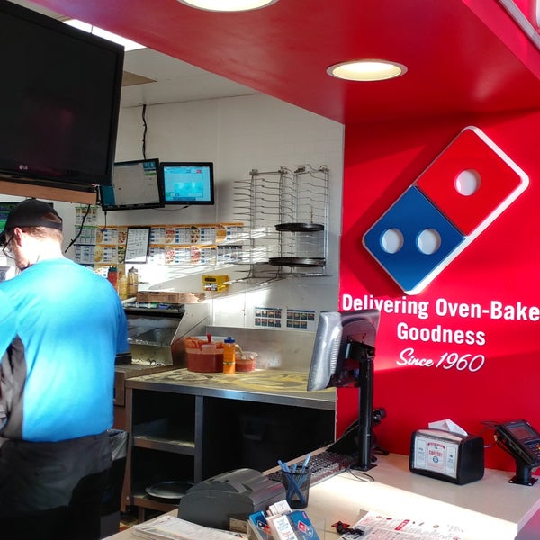 Domino's Pizza Crossroads Bellevue, WA