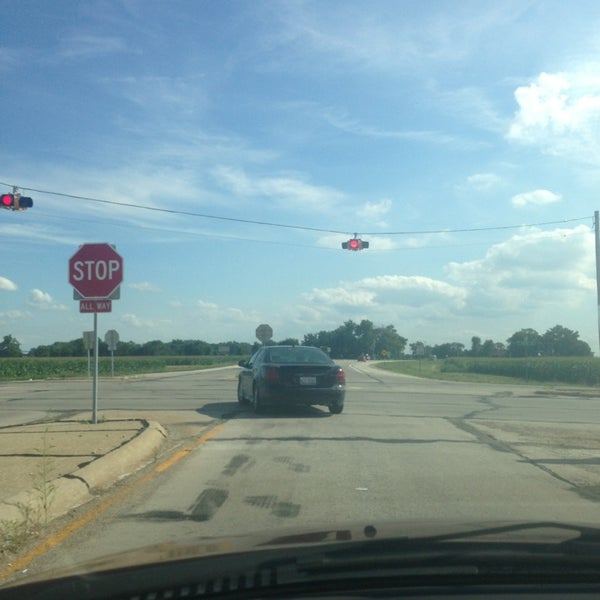 4 way stop. 4 way stop