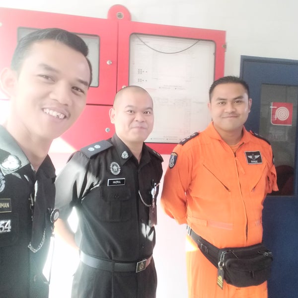 Photos At Asia Pacific Flight Training Hangar 1 Tip From 17 Visitors