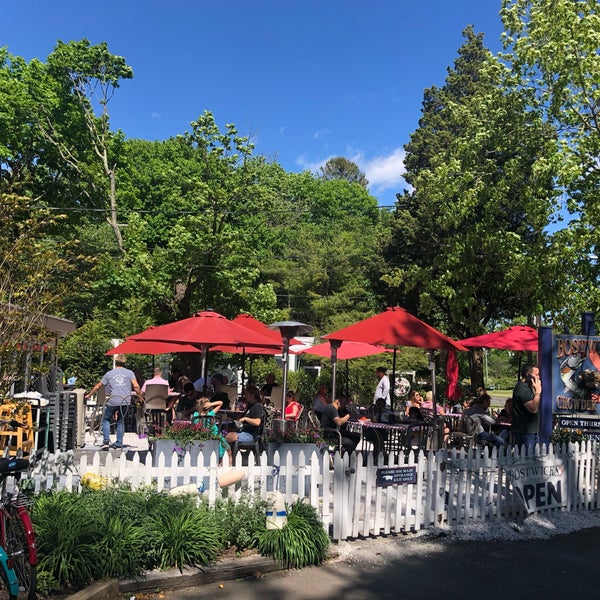 Photo taken at Bostwick&#39;s Chowder House by Ross S. on 5/24/2019