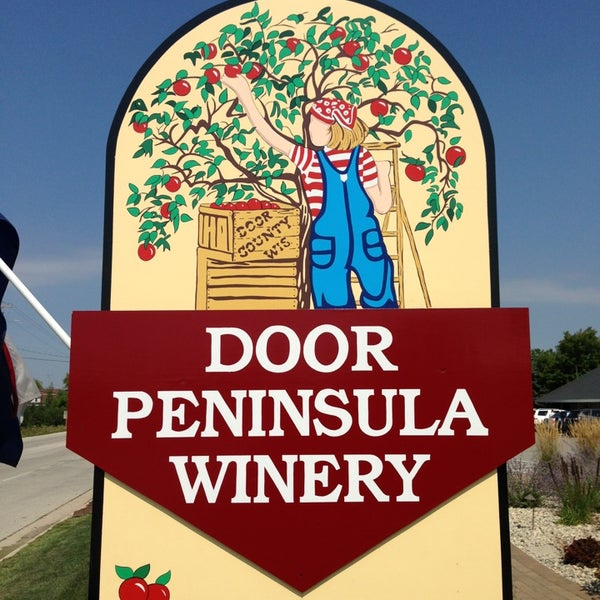 Foto scattata a Door Peninsula Winery da Erica D. il 9/7/2013