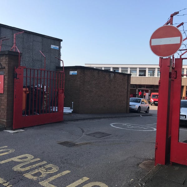 Royal mail delivery Office Plaistow High Street