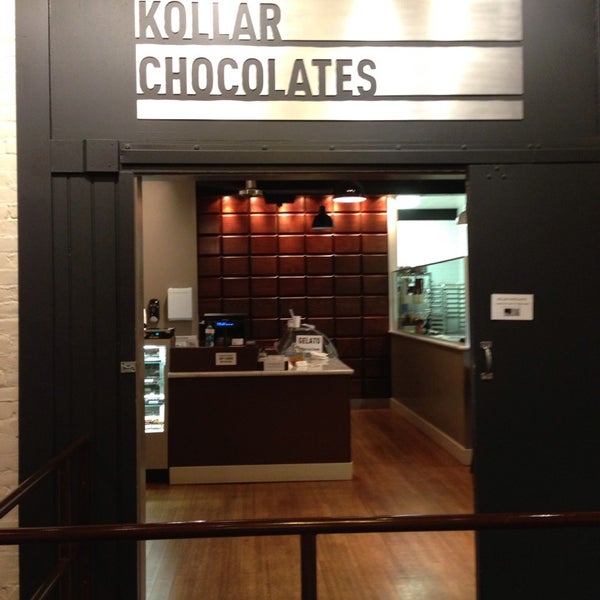 รูปภาพถ่ายที่ Kollar Chocolates โดย Ryan W. เมื่อ 7/12/2013
