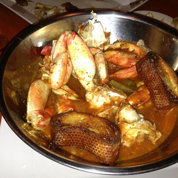 Foto tirada no(a) Castagnola&#39;s Seafood and Chophouse por Lboogie em 6/23/2013