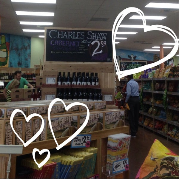 Trader Joe's Grocery Store in Tampa