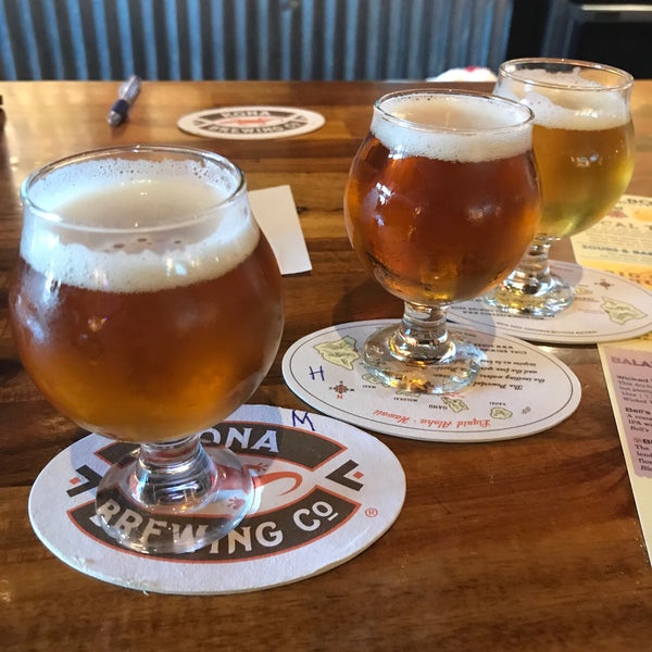 Photo taken at M.L.Rose Craft Beer &amp; Burgers by Dustin W. on 8/17/2018