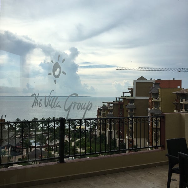 Foto tomada en Villa del Palmar Cancun Beach Resort &amp; Spa  por Pam M. el 8/31/2017