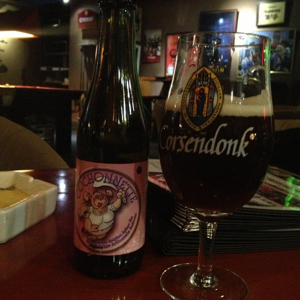 1/5/2013에 Sophie G.님이 Beer Mania 欧月啤酒餐吧에서 찍은 사진