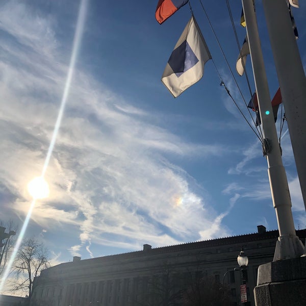 Photo taken at United States Navy Memorial by Charise V. on 12/27/2018