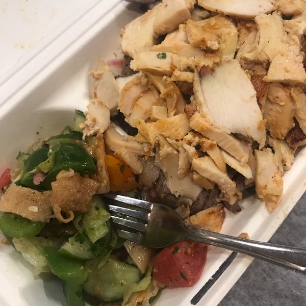 Garlic 'n Lemons 133 Harvard Ave