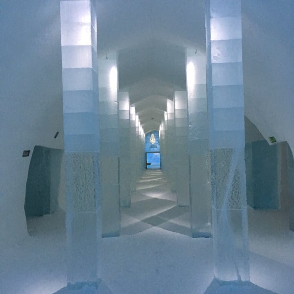 Photo taken at Icehotel by mikael on 1/4/2018