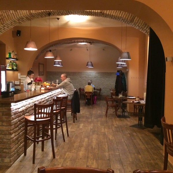 Mama's restaurant & Papa's club (Now Closed) - Restaurant ...