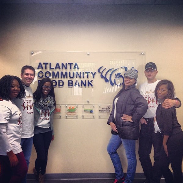 Das Foto wurde bei Atlanta Community Food Bank von Andrea W. am 10/25/2013 aufgenommen