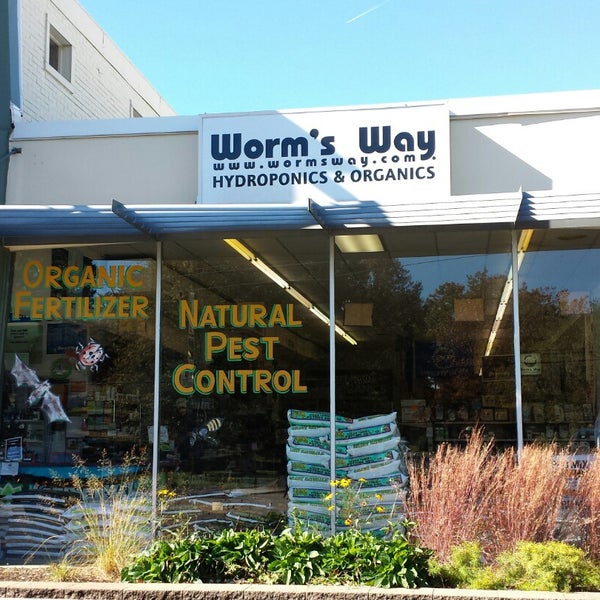 Worm's Way Garden Center 1225 N Warson Rd