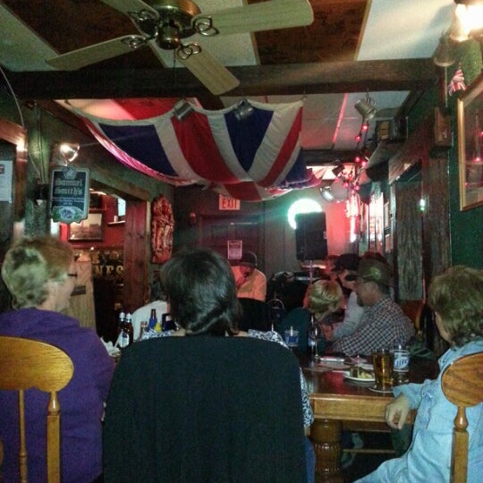 Bus pub. Кафе в юбилейном королев. The bus music pub. Bus pub. Паб «the red corner».