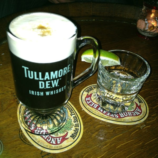 Photo taken at O&#39;Reilly&#39;s Irish Pub &amp; Restaurant by Nicole Q. on 1/18/2013