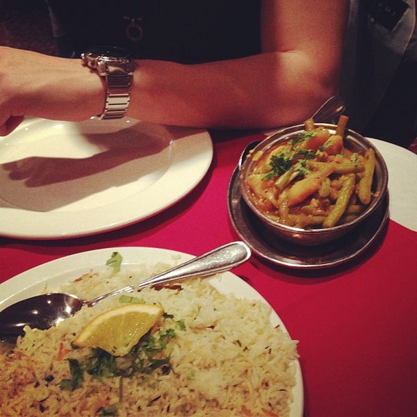 4/18/2013にHanBi K.がLittle India Restaurantで撮った写真