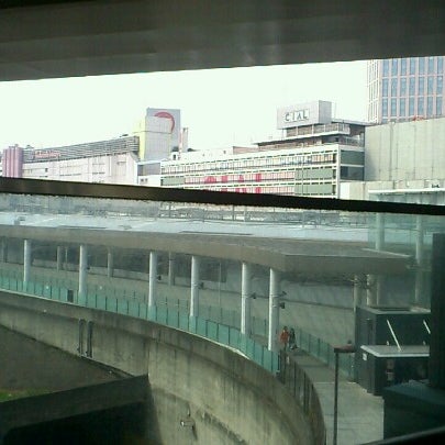 横浜駅 きた東口 西区 1339 Ziyaretci