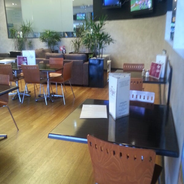 The Settlers Tavern Bar in West Gosford