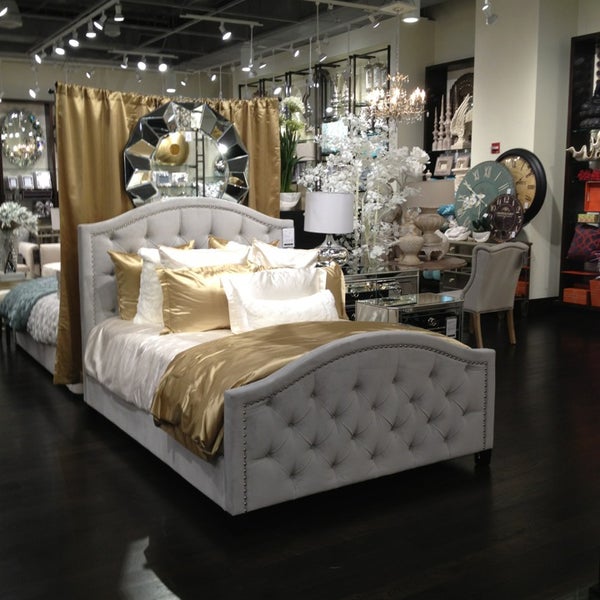 Z Gallerie South Loop 1 tip