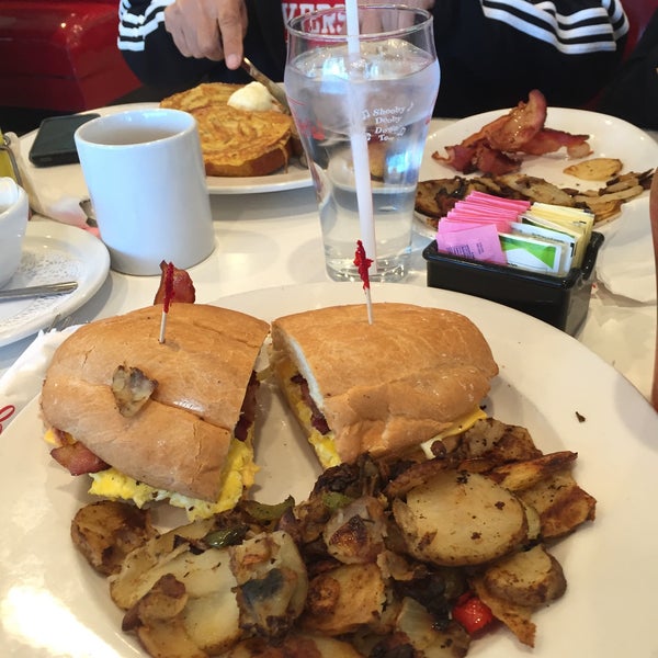 Photo taken at Ruby&#39;s Diner by Carri on 3/12/2016