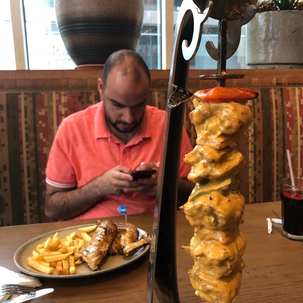 Photo taken at Nando&#39;s by 𝗙𝗮𝗿𝗶𝘀 . on 11/17/2018