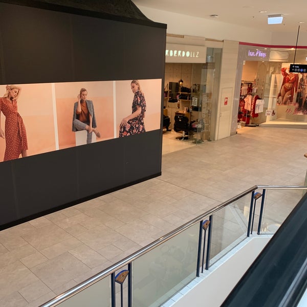 Altona Gate Shopping Mall in North Altona