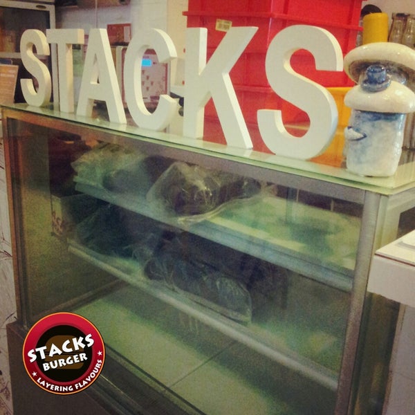 1/26/2014에 Lennon L.님이 Stacks Burger에서 찍은 사진