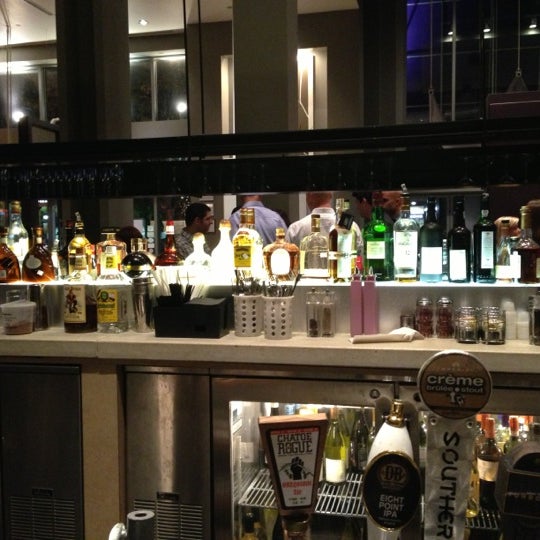 10/27/2012にRosalyn D.がKora Restaurant &amp; Barで撮った写真