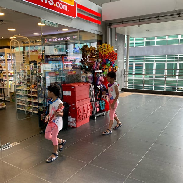 Mynews Com Lrt Bandar Puteri Convenience Store In Petaling
