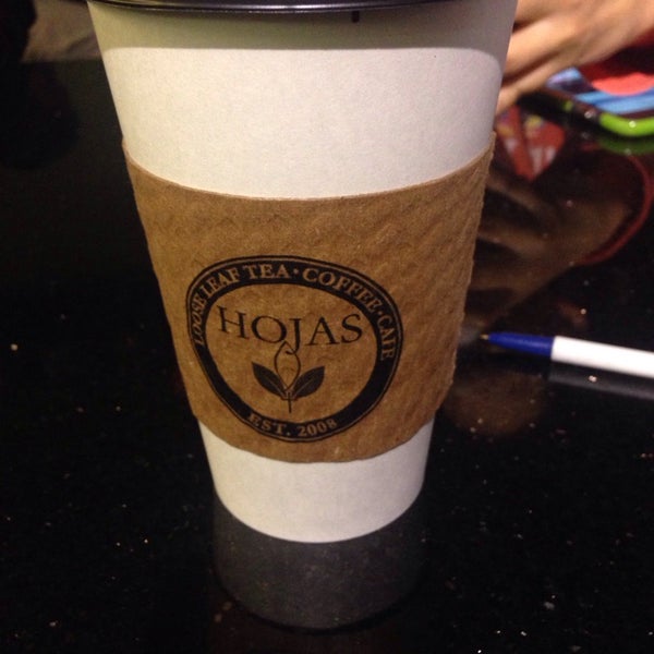 Foto scattata a Hojas Tea House da Crown il 11/30/2014
