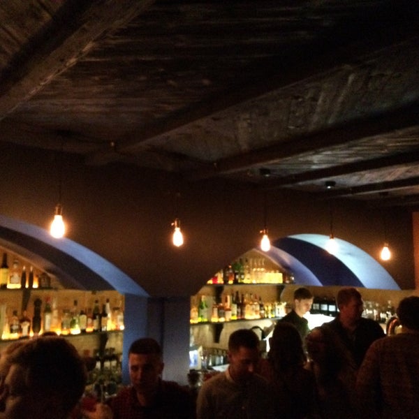 2/28/2015にИлья М.がTesla Barで撮った写真