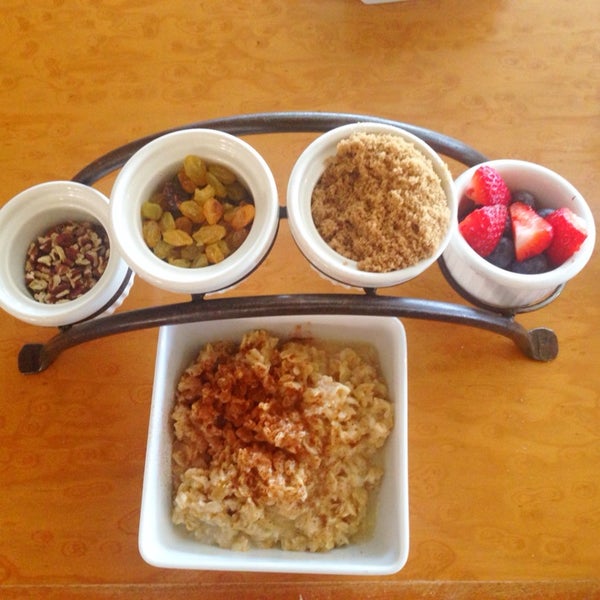 Granola bowl with all the fixins.