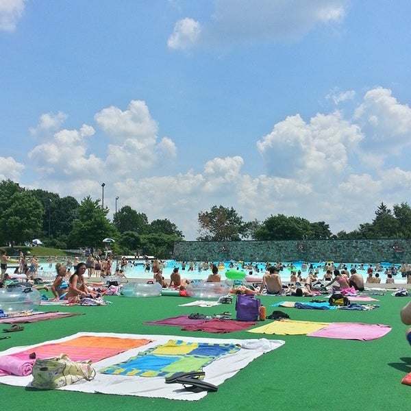 Settlers Cabin Wave Pool Admission