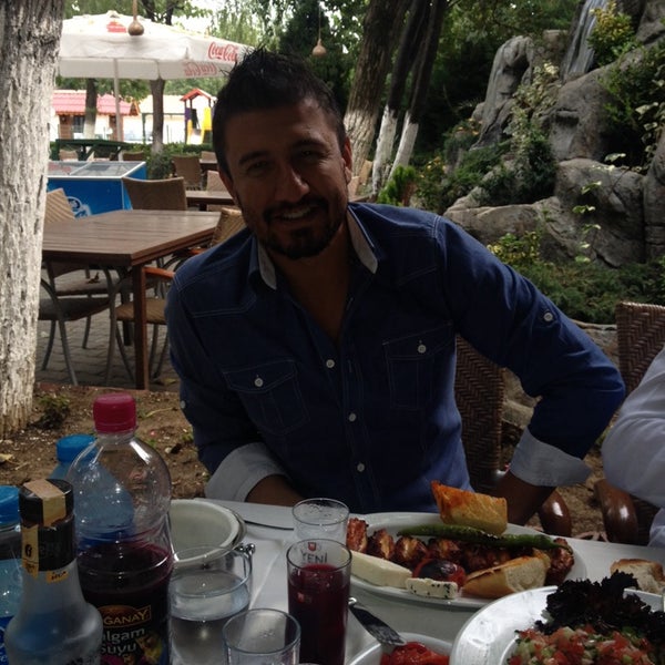 10/16/2013にLevent Ali ÖzekがKanatcı Aga Restoranで撮った写真