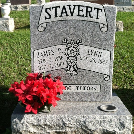 lone tree cemetery amphitheater