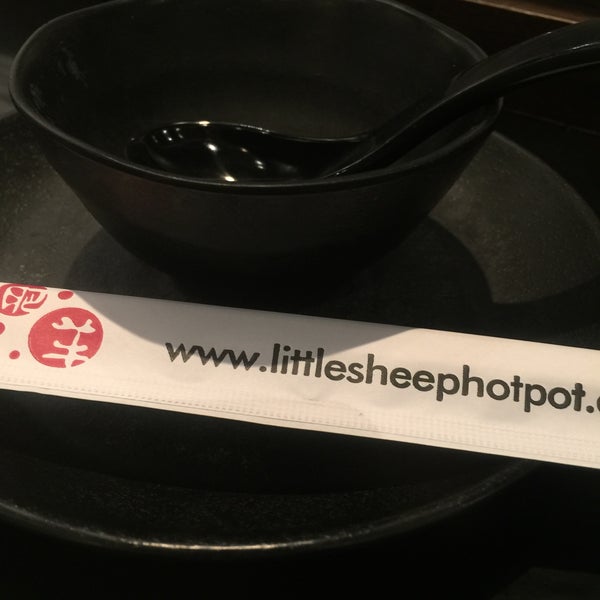 Photo taken at Happy Sheep Hot Pot by L.P. . on 11/17/2015