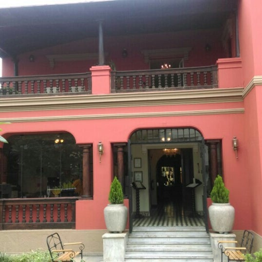 Foto diambil di Antigua Miraflores Hotel Lima oleh Miguel F. pada 5/29/2015