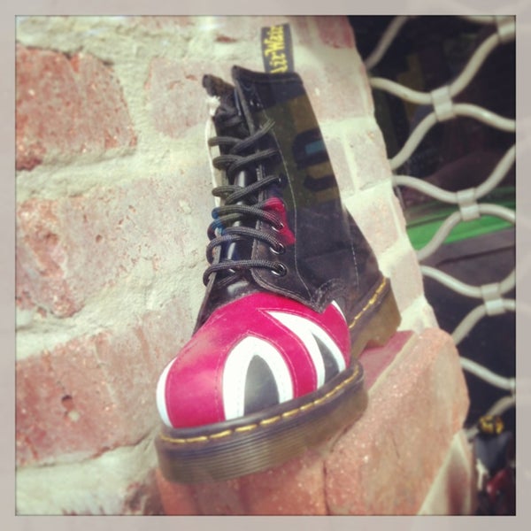 dr martens store paris
