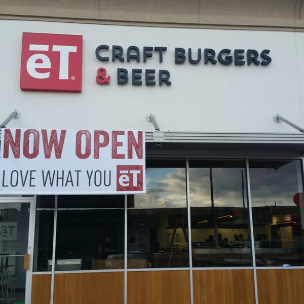 9/25/2014にAmber K.がeT Craft Burgers &amp; Beerで撮った写真