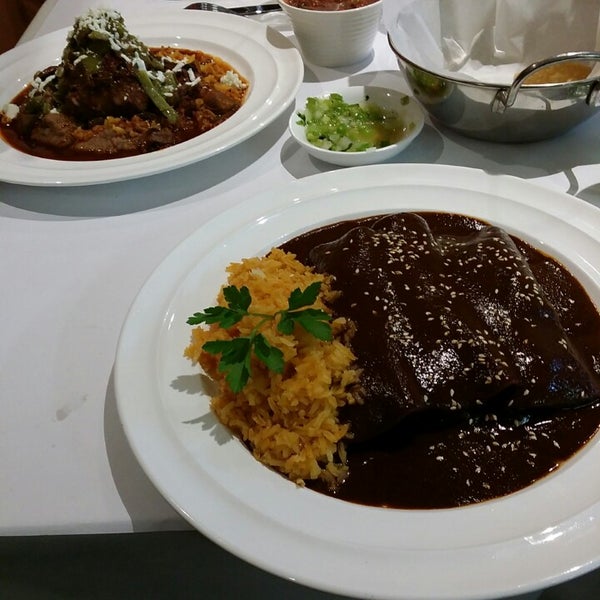 Das Foto wurde bei Cielito Lindo Mexican Gastronomy von Armand V. am 1/10/2014 aufgenommen