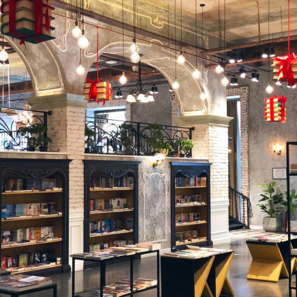 Baku book center