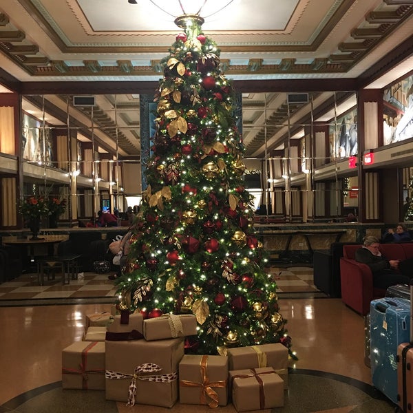 11/15/2019 tarihinde Tom M.ziyaretçi tarafından Hotel Edison'de çekilen fotoğraf