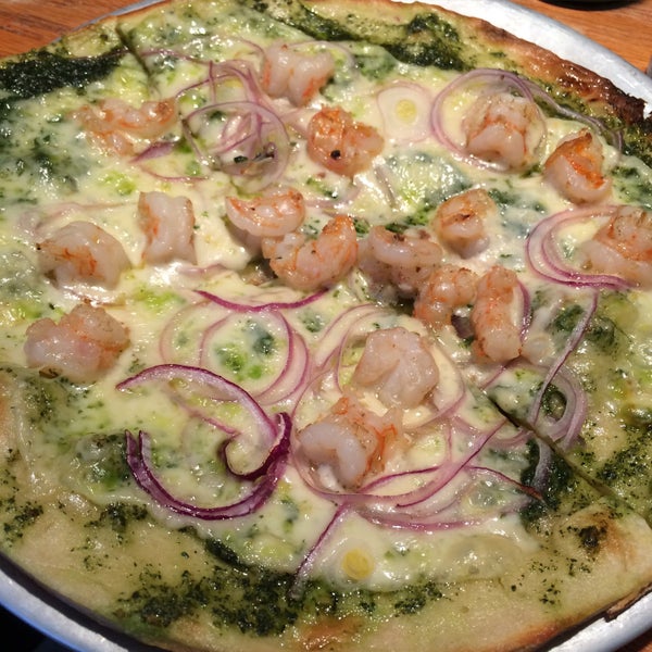 Pesto sauce, roasted shrimp, garlic, fontina, red onion-----done perfectly--- love this place!!