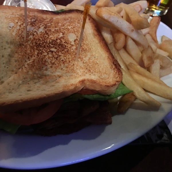 Great BLT with a ton of bacon