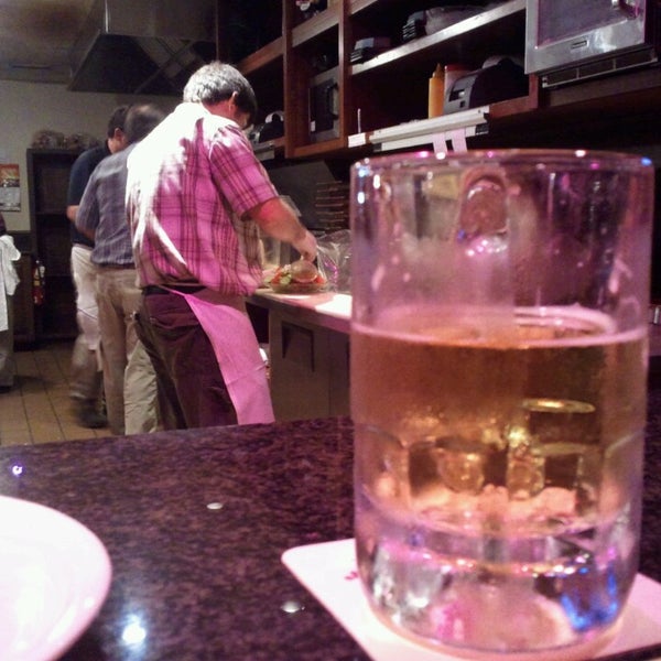 8/11/2013にAnn C.がBratskellar Pizza Pubで撮った写真